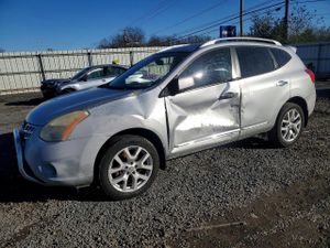Nissan Rogue S 2.5L 4 2011