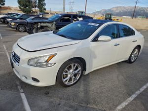 Nissan Maxima S 3.5L 6 2014