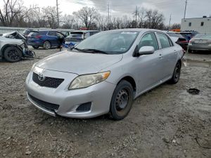 Toyota Corolla BASE 1.8L 4 2010