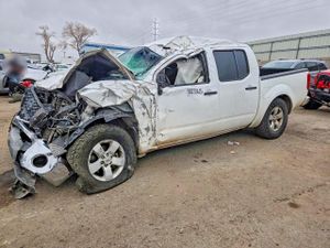 Nissan Frontier CREW CAB SE 4.0L 6 2010