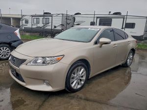 Lexus ES 300H 2.5L 4 2014
