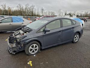 Toyota Prius 1.8L 4 2013