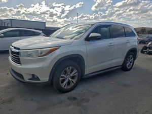 Toyota Highlander XLE 3.5L 6 2015