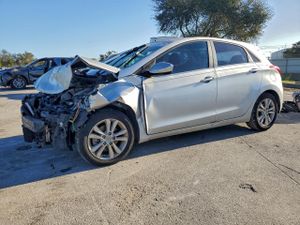 Hyundai Elantra 1.8L 4 2013