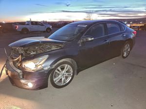 Nissan Altima 3.5S 3.5L 6 2013