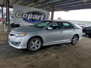 Toyota Camry L 2.5L 4 2014