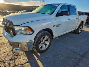 RAM 1500 SLT 5.7L 8 2014