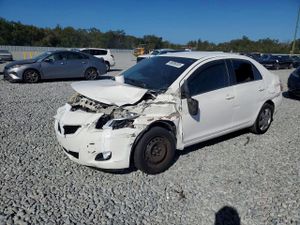 Toyota Yaris 1.5L 4 2011