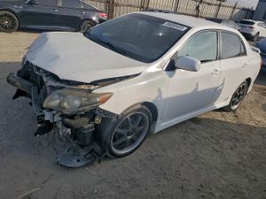 Toyota Corolla BASE 1.8L 4 2010