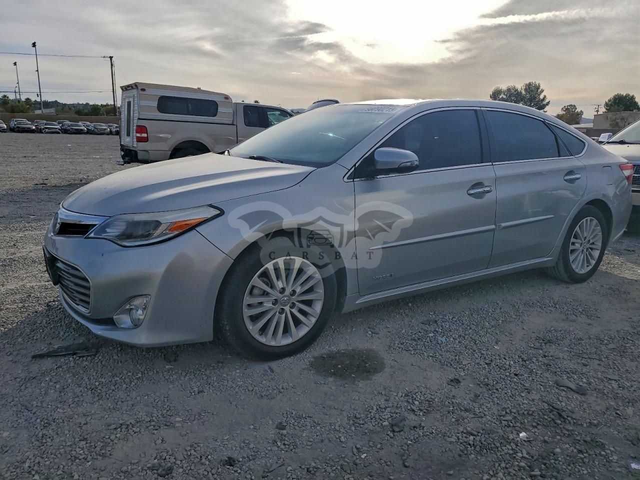 Toyota Avalon HYBRID 2.5L 4 2015