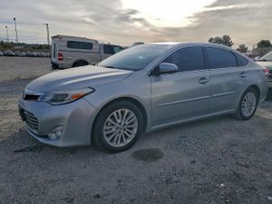 Toyota Avalon HYBRID 2.5L 4 2015
