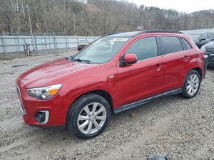 Mitsubishi Outlander SE 2.0L 4 2015