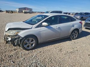 Ford Focus SE 2.0L 4 2013
