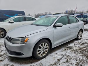 Volkswagen Jetta SE 1.8L 4 2014