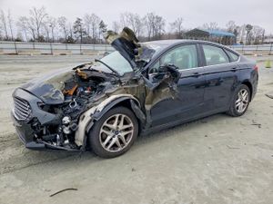 Ford Fusion SE 2.5L 4 2014