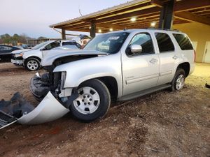Chevrolet Tahoe C1500 LS 5.3L 8 2013