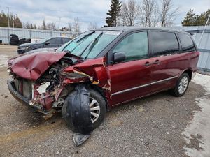 Toyota Sienna CE 3.3L 6 2004