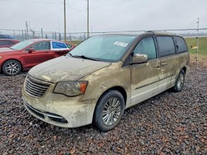 Chrysler Town & Country LIMITED PLATINUM 3.6L 6 2015