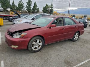 Toyota Camry LE 2.4L 4 2004