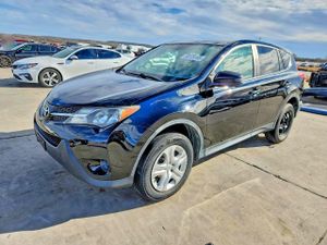 Toyota Rav4 LE 2.5L 4 2015