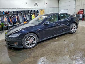 Tesla Model S 85D 2015