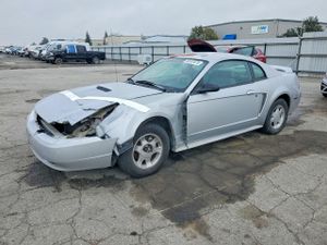 Ford Mustang 3.8L 6 2000