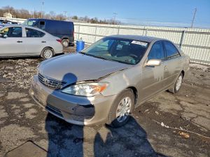 Toyota Camry LE 2.4L 4 2006