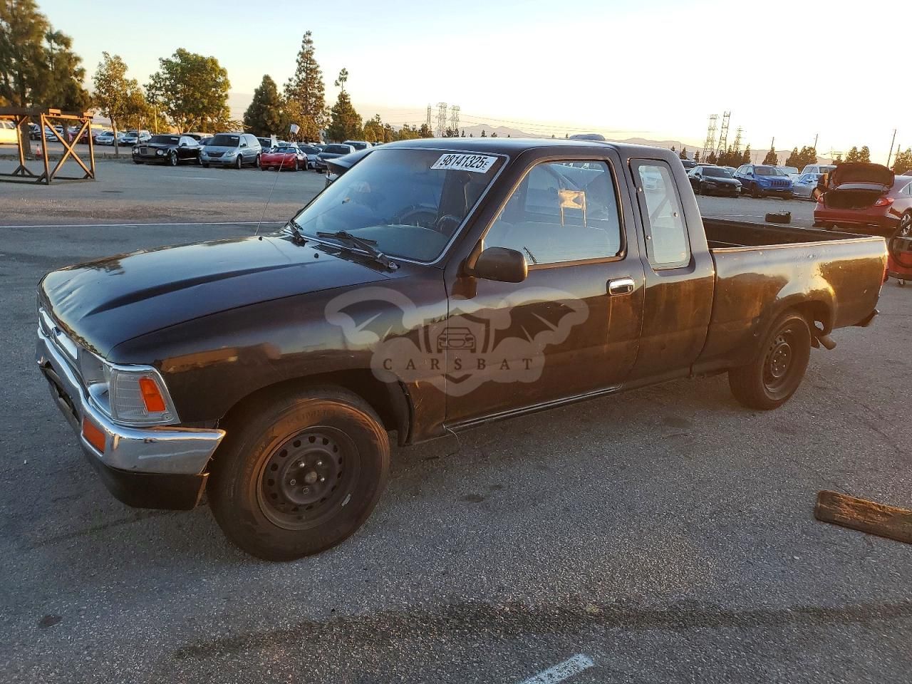 Toyota Hilux 1/2 TON EXTRA LONG WHEELBASE 2.4L 4 1994