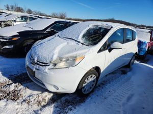 Nissan Versa S 1.6L 4 2015