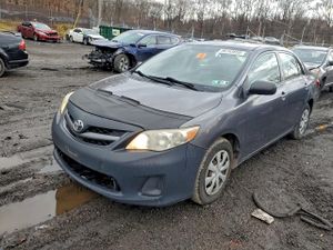 Toyota Corolla BASE 1.8L 4 2011