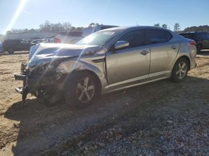 Kia Optima LX 2.4L 4 2015