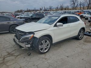 Mercedes-Benz GLA 250 4MATIC 2.0L 4 2015