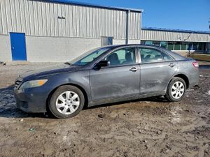 Toyota Camry BASE 2.5L 4 2010