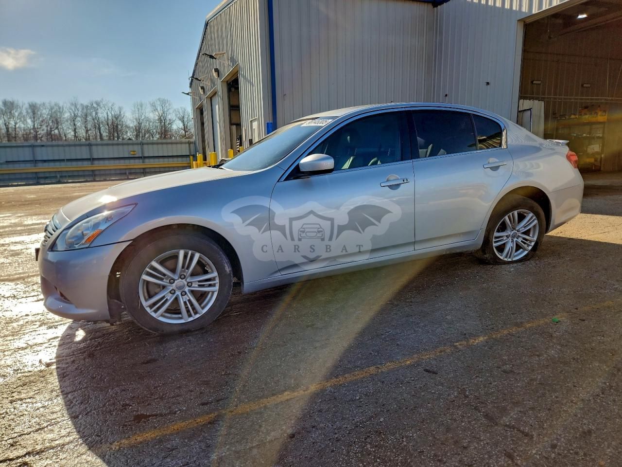 Infiniti G25 2.5L 6 2011