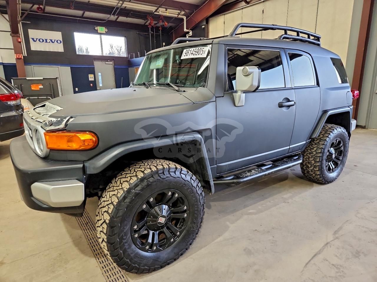 Toyota FJ Cruiser 4.0L 6 2014