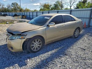 Toyota Camry BASE 2.5L 4 2011