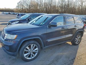 Jeep Grand Cherokee LAREDO 3.6L 6 2013