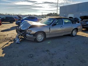 Lincoln Town Car EXECUTIVE 4.6L 8 2001