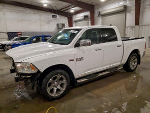 RAM 1500 LARAMIE 5.7L 8 2015
