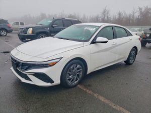 Hyundai Elantra SEL 2.0L 4 2024
