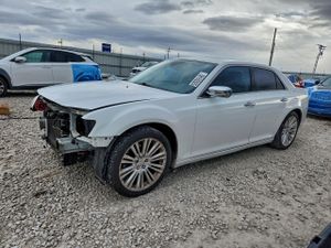 Chrysler 300C 5.7L 8 2011