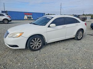 Chrysler 200 TOURING 2.4L 4 2012
