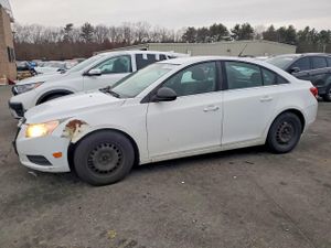 Chevrolet Cruze LS 1.8L 4 2012