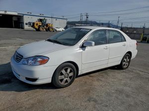 Toyota Corolla CE 1.8L 4 2003