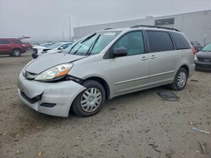 Toyota Sienna CE 3.5L 6 2007