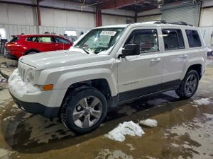 Jeep Patriot LATITUDE 2.4L 4 2015