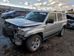 Jeep Patriot LATITUDE 2.4L 4 2012