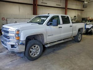 Chevrolet Silverado 1500 K2500 HEAVY DUTY LT 6.6L 8 2015
