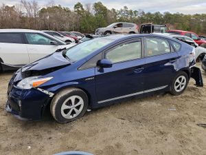 Toyota Prius 1.8L 4 2015