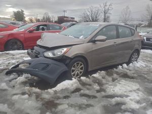 Hyundai Accent GLS 1.6L 4 2014